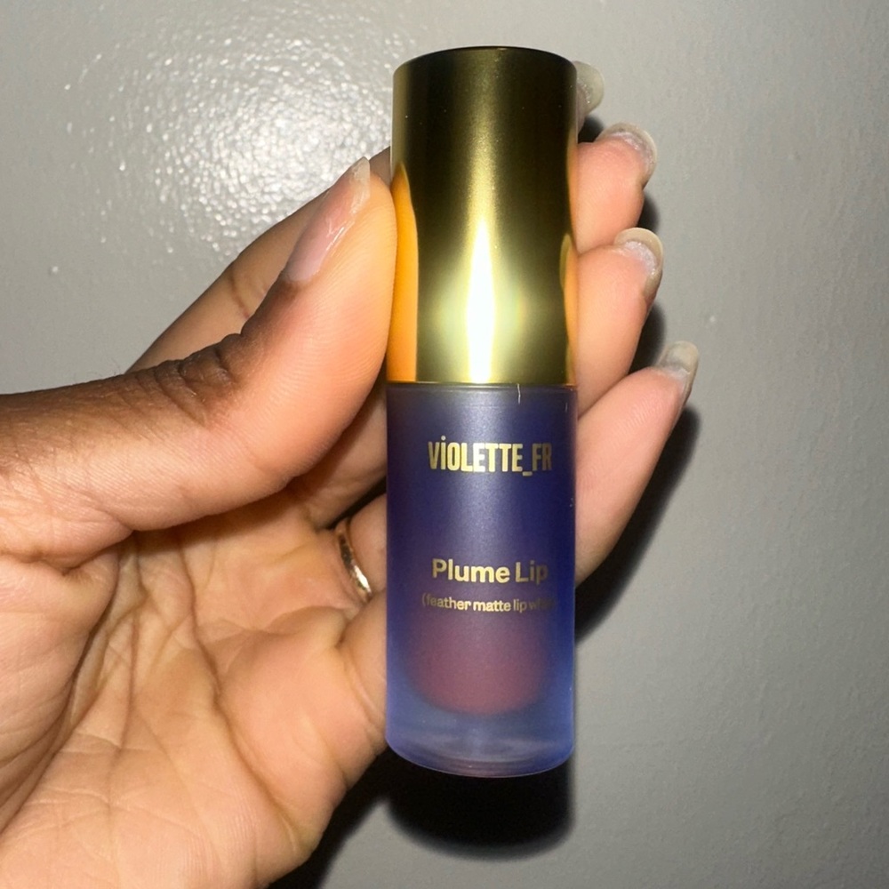 Violette Fr | Plume Lip| Chataigne Grille | Neutral Toasted Chestnut  | 0.11 Oz
